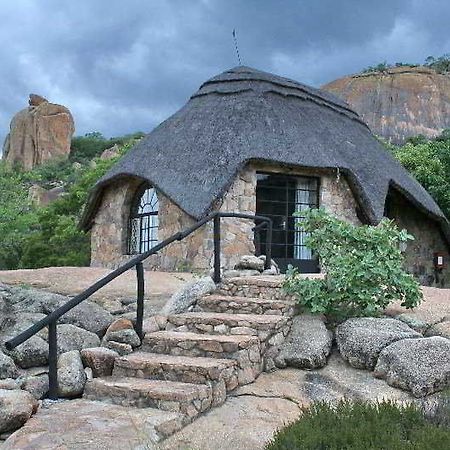 Matobo Hills Lodge Matopos Екстер'єр фото